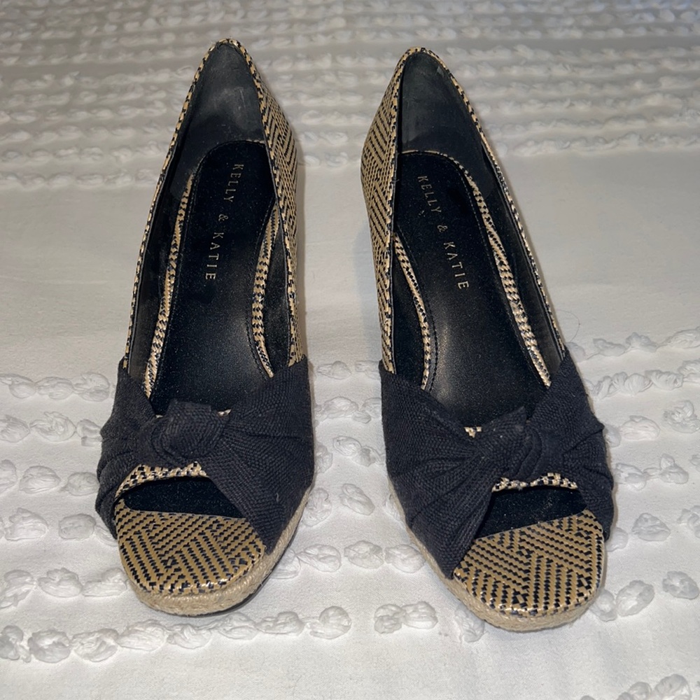 Kelly and Katie like new shoes.